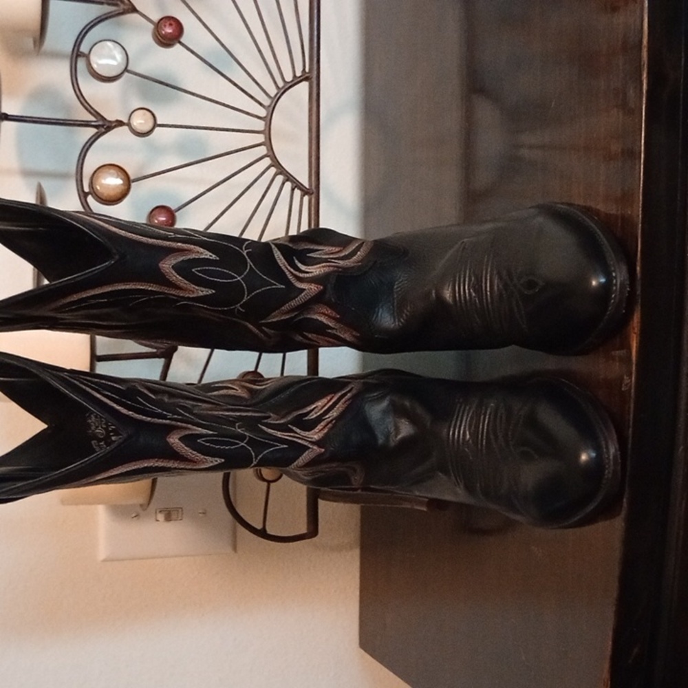 Justin Black leather boots Size 9 EUC